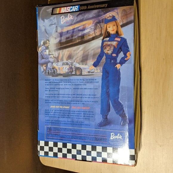 BARBIE NASCAR 50TH ANNIVERSARY COLLECTOR EDITION - Picture 2 of 6